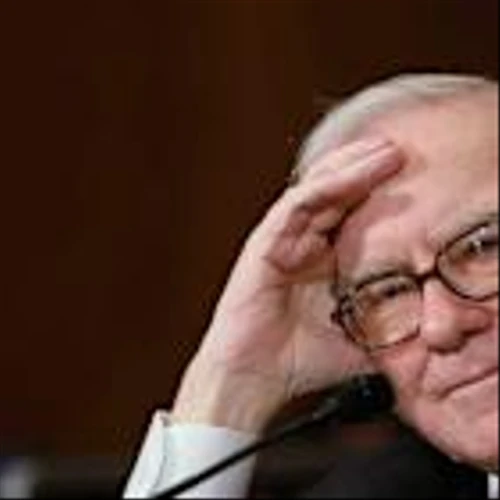 Berkshire Earnings Key Takeaways: Strong Profit, No Buybacks, and a Falling Stock