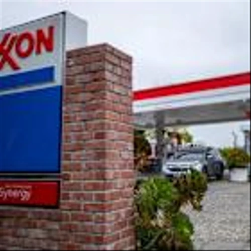 3 Energy Stocks to Buy Despite the Sector’s Slump