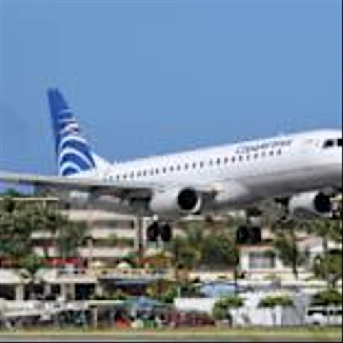 UAL vs. CPA: Which Airline Stock is a Stronger Play Now?