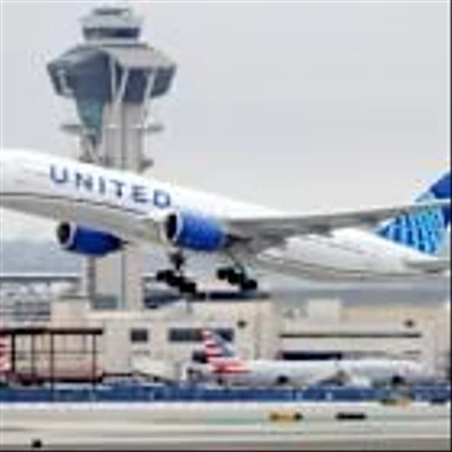Is United Airlines Stock Underperforming the Nasdaq?