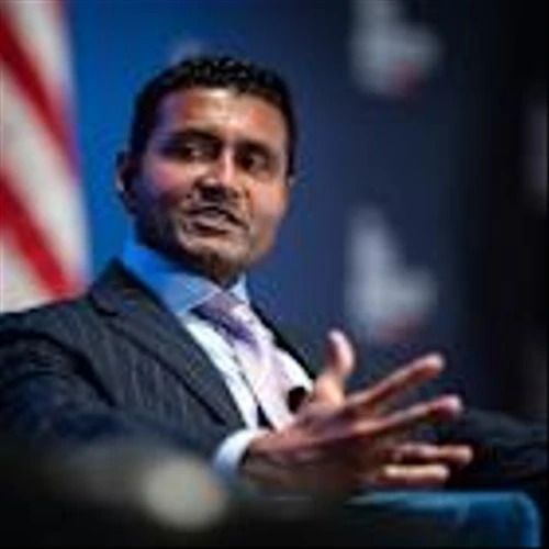 Palantir’s CTO became an overnight billionaire thanks to soaring stock—he’s the $411 billion AI firm’s fifth insider to join the ultra-wealthy club