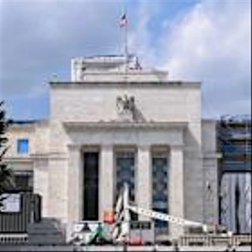 North America Set to Cut Rates as Rest of G-7 Looks On