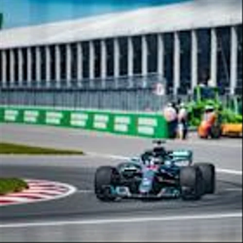 Formula One Group (FWONK): A Bull Case Theory