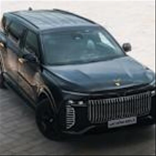 Little-Known Fact: The All-Electric Armored Lac Hong 900 LX Is Built on the VinFast VF 9 Platform