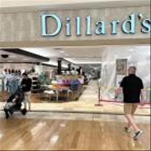 Dillard’s is an 86-year-old department store chain—and its stock has beaten Tesla, Apple, and Microsoft over the past four years. Here’s how they did it