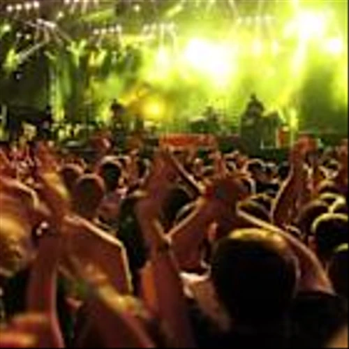 Live Nation's Q1 Loss Narrower Than Expected, Revenues Down Y/Y