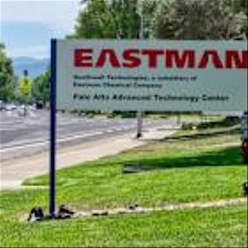 Are Wall Street Analysts Predicting Eastman Chemical Stock Will Climb or Sink?