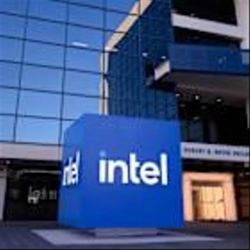 Wall Street Is Starting to Like Intel Stock Again