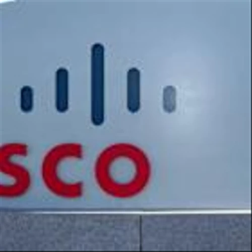 How Cisco’s Valuation Stacks Up After 13% Gain and $87 Bull Case in 2025