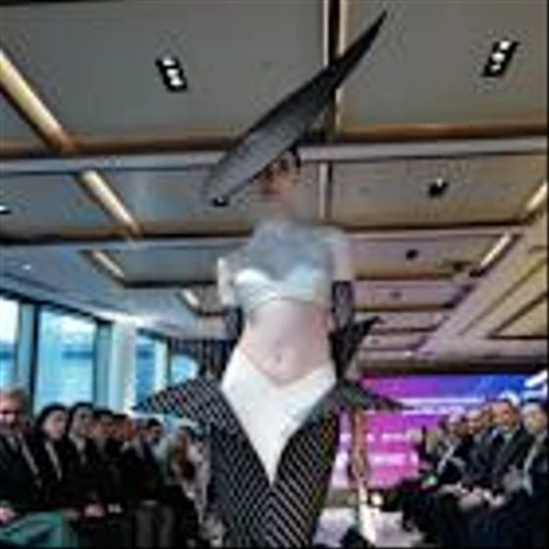 L'OFFICIEL, Subsidiary of The Generation Essentials Group, Hosts a Groundbreaking Fashion Show at the London Stock Exchange
