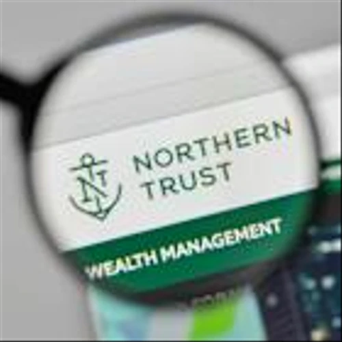 Is Northern Trust Stock Outperforming the S&P 500?