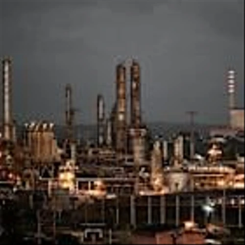 US Pushes for Quickest Fixes to Boost Venezuela Oil Output