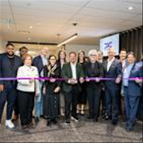DXC Opens First Office in Toronto, Expanding North American Footprint