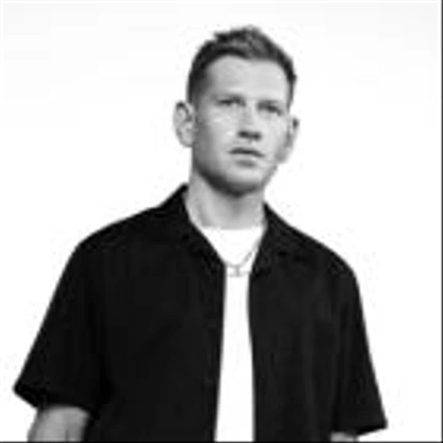 SERGIO ROSSI APPOINTS PAUL ANDREW CREATIVE DIRECTOR