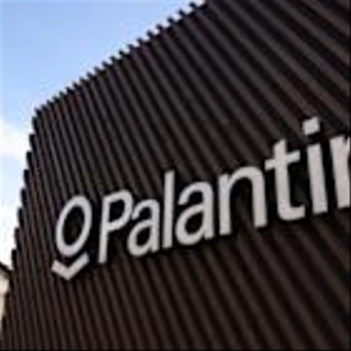 Palantir Says Rival CEO Tried to ‘Pillage’ Its Developers