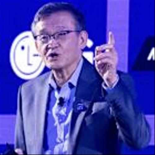 Intel CEO Lip-Bu Tan Sells Large Block of This Tech Stock