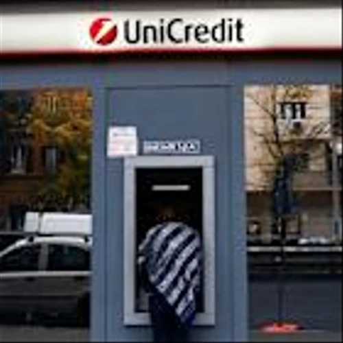 More investors rebel against European firms' executive pay plans