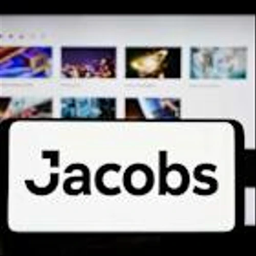 How Is Jacobs Solutions’ Stock Performance Compared to Other Infrastructure Stocks?