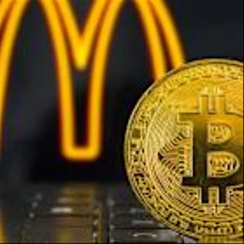 Fundstrat's Tom Lee: Owning Bitcoin Is Like Owning Land Under A McDonald's
